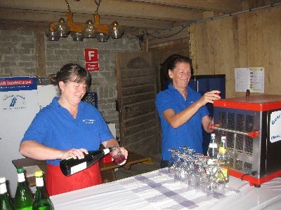 Schiiirehock 2012 – Bewirtung in rustikaler Atmosphäre